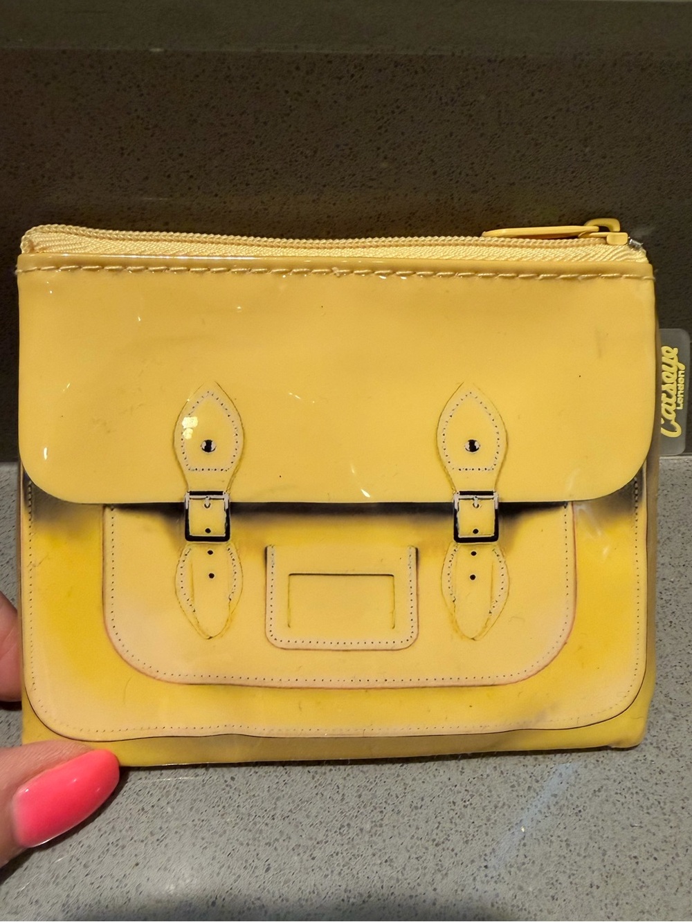 NWOT Catseye Cambridge Satchel Print Yellow Coin Purse/card holder